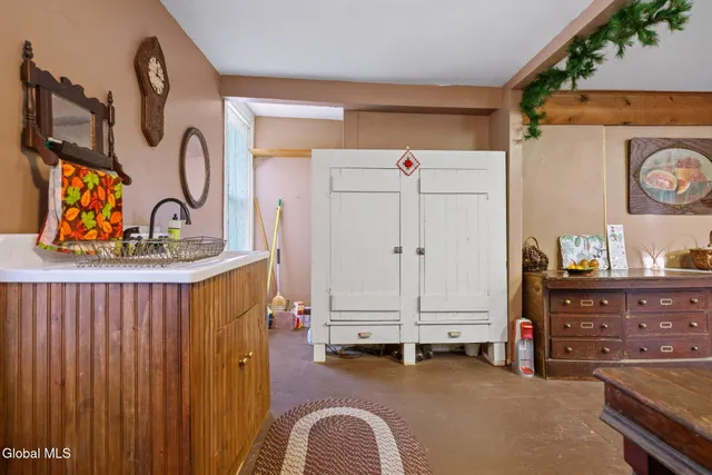 $239,999 | 315 Lake Avenue, Lake Luzerne, NY 12846