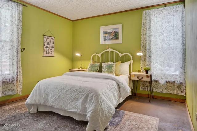 $239,999 | 315 Lake Avenue, Lake Luzerne, NY 12846