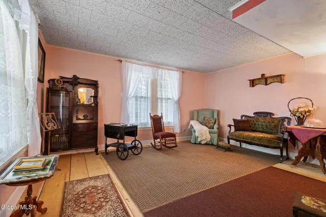 $239,999 | 315 Lake Avenue, Lake Luzerne, NY 12846