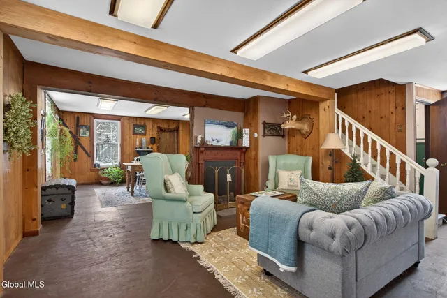 $239,999 | 315 Lake Avenue, Lake Luzerne, NY 12846