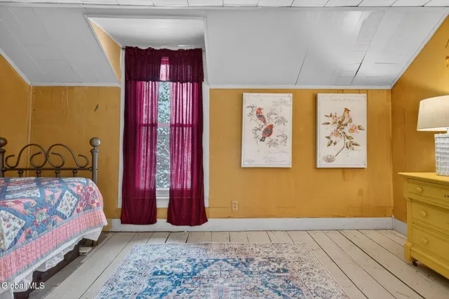 $239,999 | 315 Lake Avenue, Lake Luzerne, NY 12846