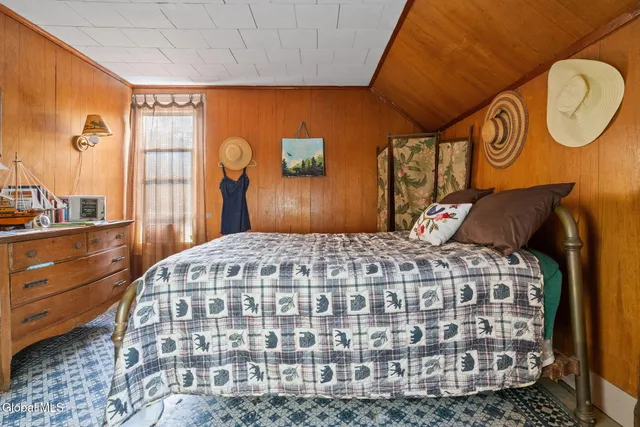 $239,999 | 315 Lake Avenue, Lake Luzerne, NY 12846