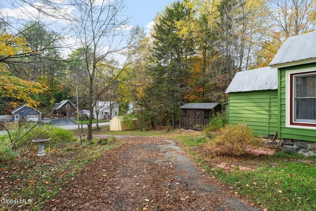 $239,999 | 315 Lake Avenue, Lake Luzerne, NY 12846