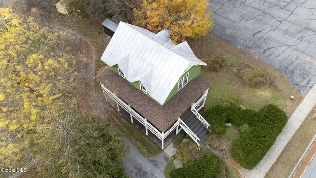 $239,999 | 315 Lake Avenue, Lake Luzerne, NY 12846