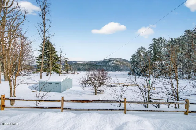 $239,999 | 315 Lake Avenue, Lake Luzerne, NY 12846