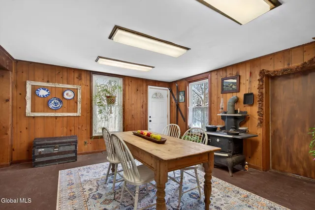 $239,999 | 315 Lake Avenue, Lake Luzerne, NY 12846