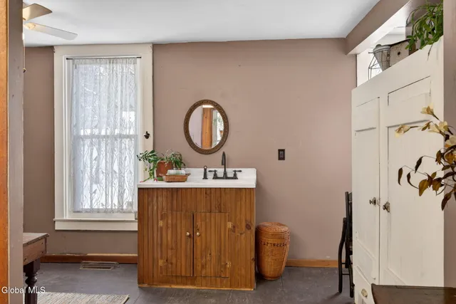 $239,999 | 315 Lake Avenue, Lake Luzerne, NY 12846