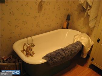 228 Maple Avenue Delanco, NJ 08075 - Photo 7 of 12 Bathroom