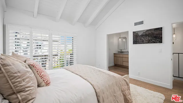 $6,500 | 35 Village, Santa Monica, CA 90405