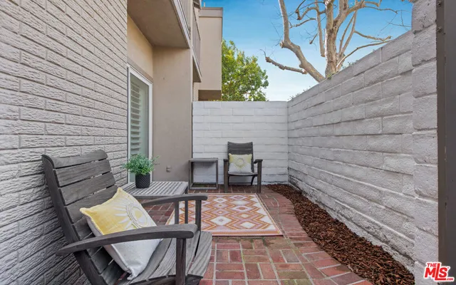 $6,500 | 35 Village, Santa Monica, CA 90405