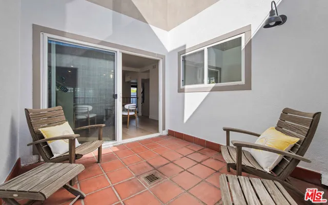 $6,500 | 35 Village, Santa Monica, CA 90405