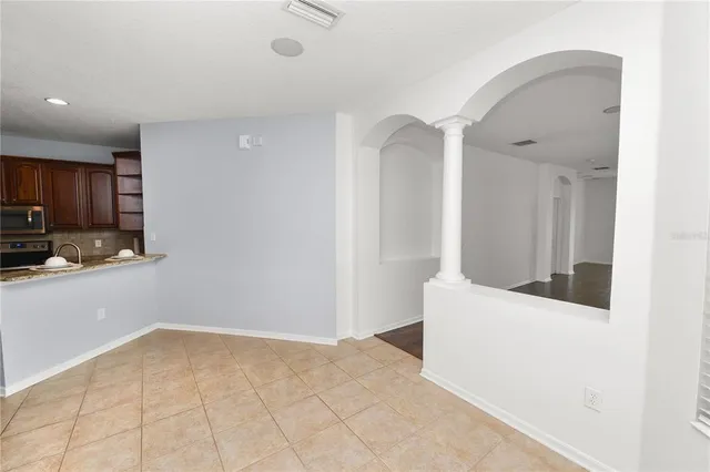 $2,400 | 11435 Cambray Creek Loop, Riverview, FL 33579