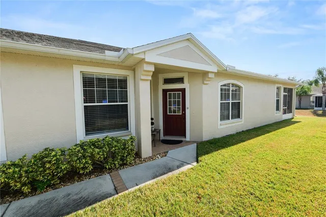 $2,400 | 11435 Cambray Creek Loop, Riverview, FL 33579