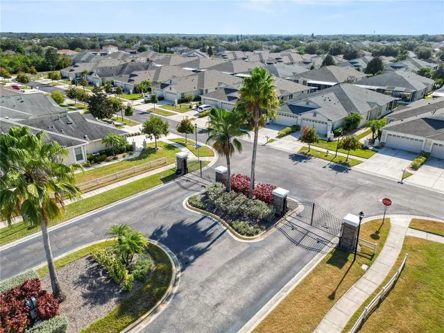 $2,400 | 11435 Cambray Creek Loop, Riverview, FL 33579