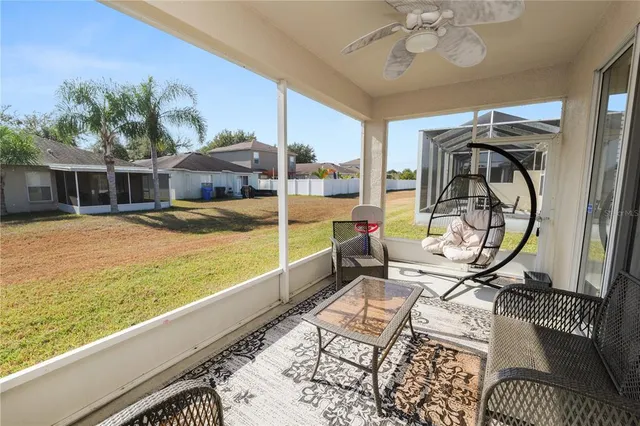 $2,400 | 11435 Cambray Creek Loop, Riverview, FL 33579