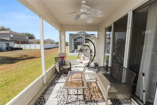 $2,400 | 11435 Cambray Creek Loop, Riverview, FL 33579