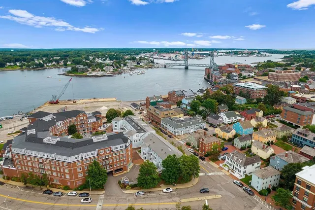 $3,999 | 33 Deer Street, Unit 507, Portsmouth, NH 03801