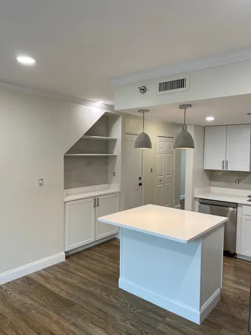 $3,999 | 33 Deer Street, Unit 507, Portsmouth, NH 03801