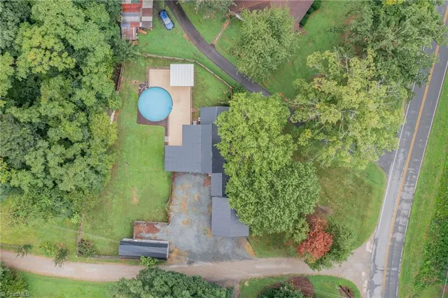 $199,900 | 6667 Doral Drive, Tobaccoville, NC 27050