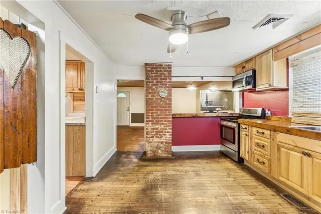 $199,900 | 6667 Doral Drive, Tobaccoville, NC 27050