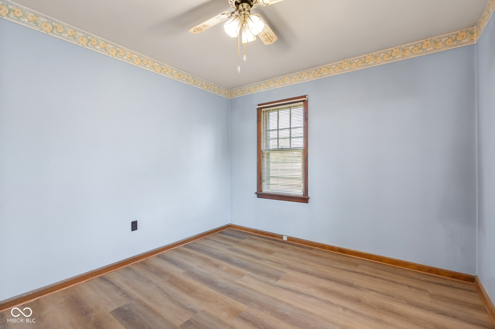 813 Central Place Columbus, IN 47201 - Photo 22 of 43