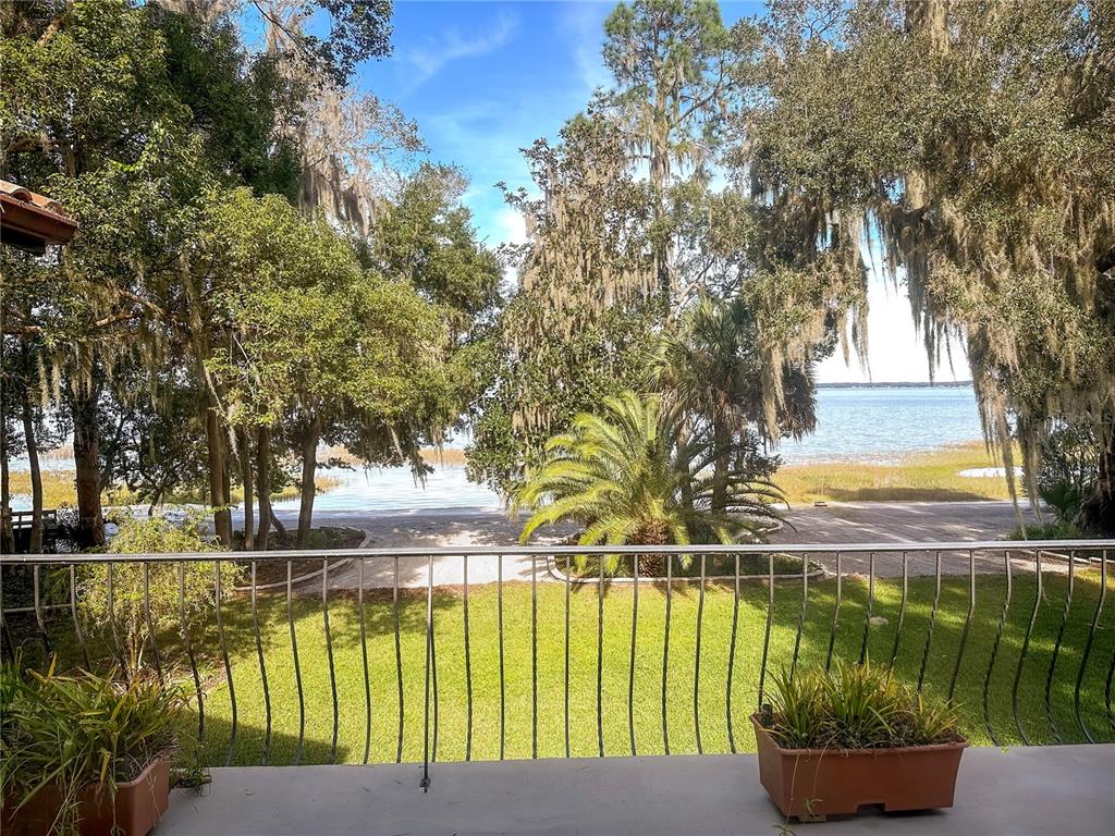 12621 Southeast Sunset Harbor Road Weirsdale, FL 32195 - Photo 43 of 54