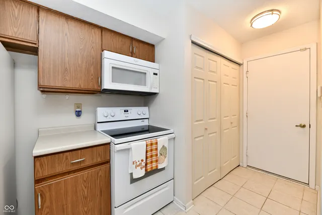 $179,000 | 9411 Wimbledon Court, Indianapolis, IN 46250