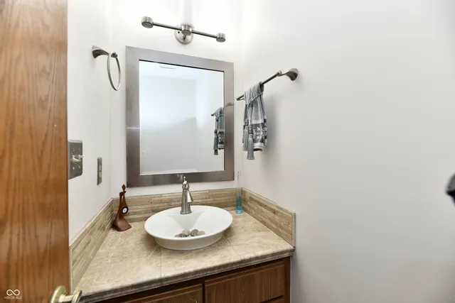 $179,000 | 9411 Wimbledon Court, Indianapolis, IN 46250