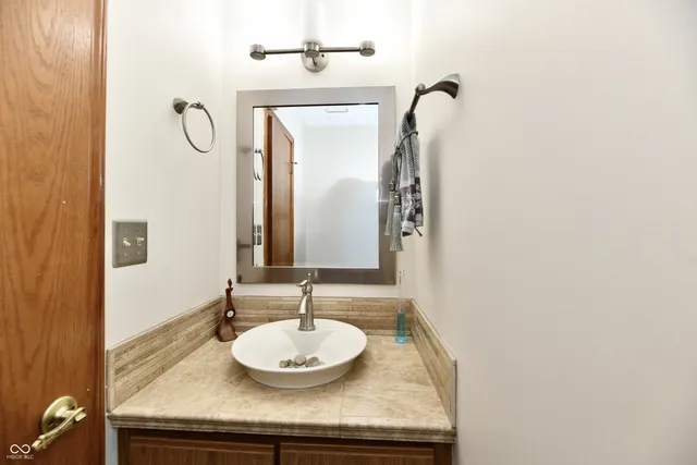 $179,000 | 9411 Wimbledon Court, Indianapolis, IN 46250