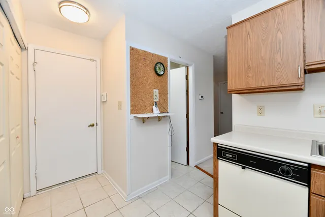 $179,000 | 9411 Wimbledon Court, Indianapolis, IN 46250