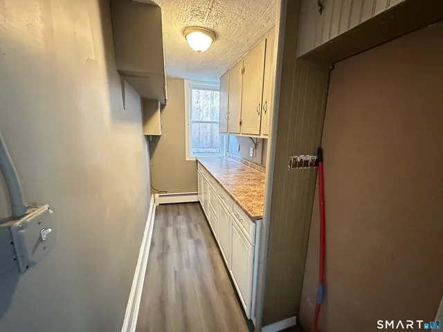 $2,450 | 40 Oak Street, Unit 1, Windsor Locks, CT 06096