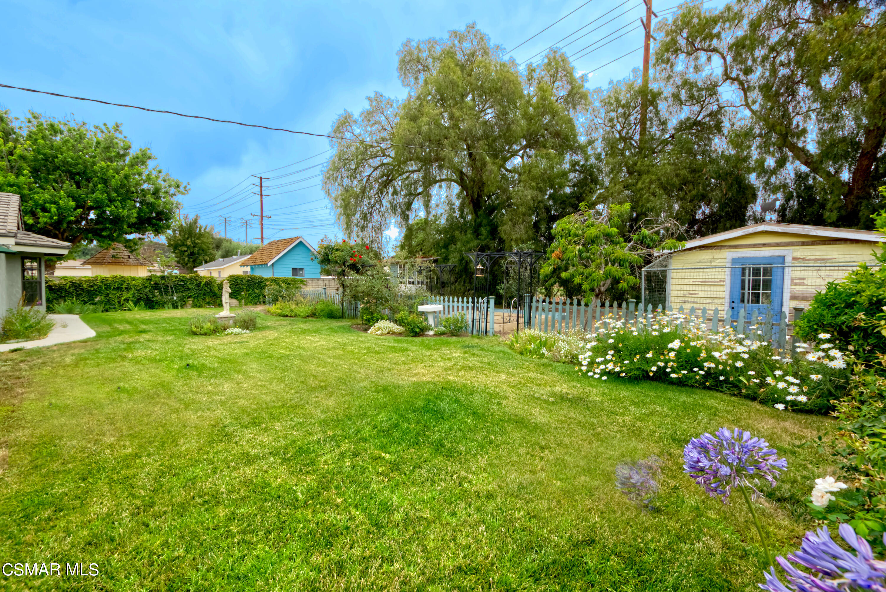 4888 Mira Sol Drive Moorpark, CA 93021 - Photo 38 of 39 a view of a house with backyard and sitting area