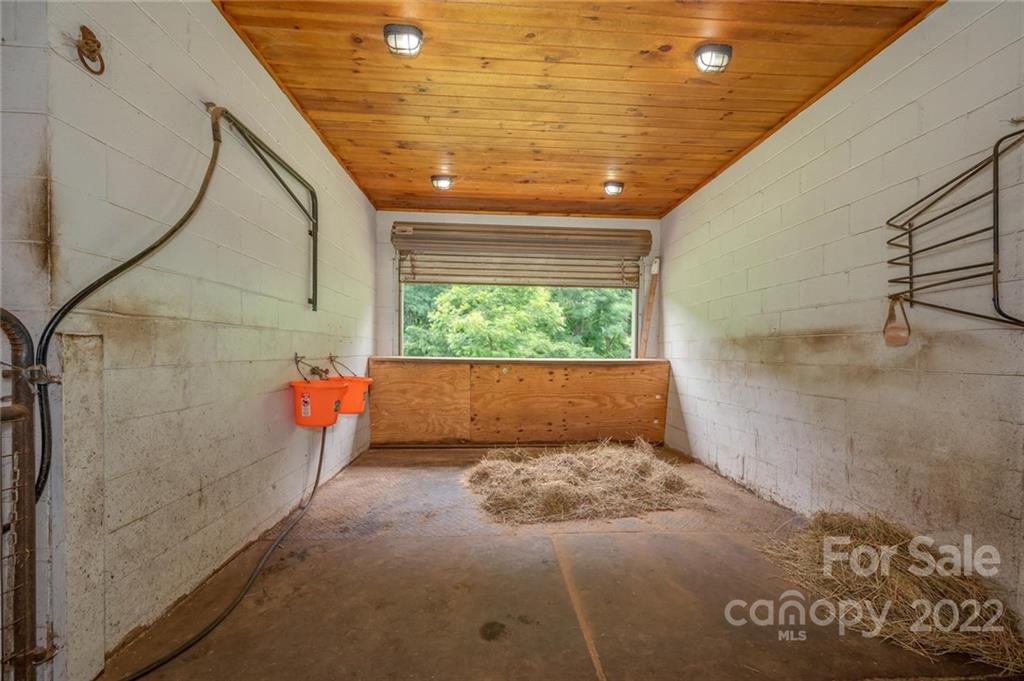 1434 Burke Road Shelby, NC 28152 - Photo 7 of 44 Gallery Image 7