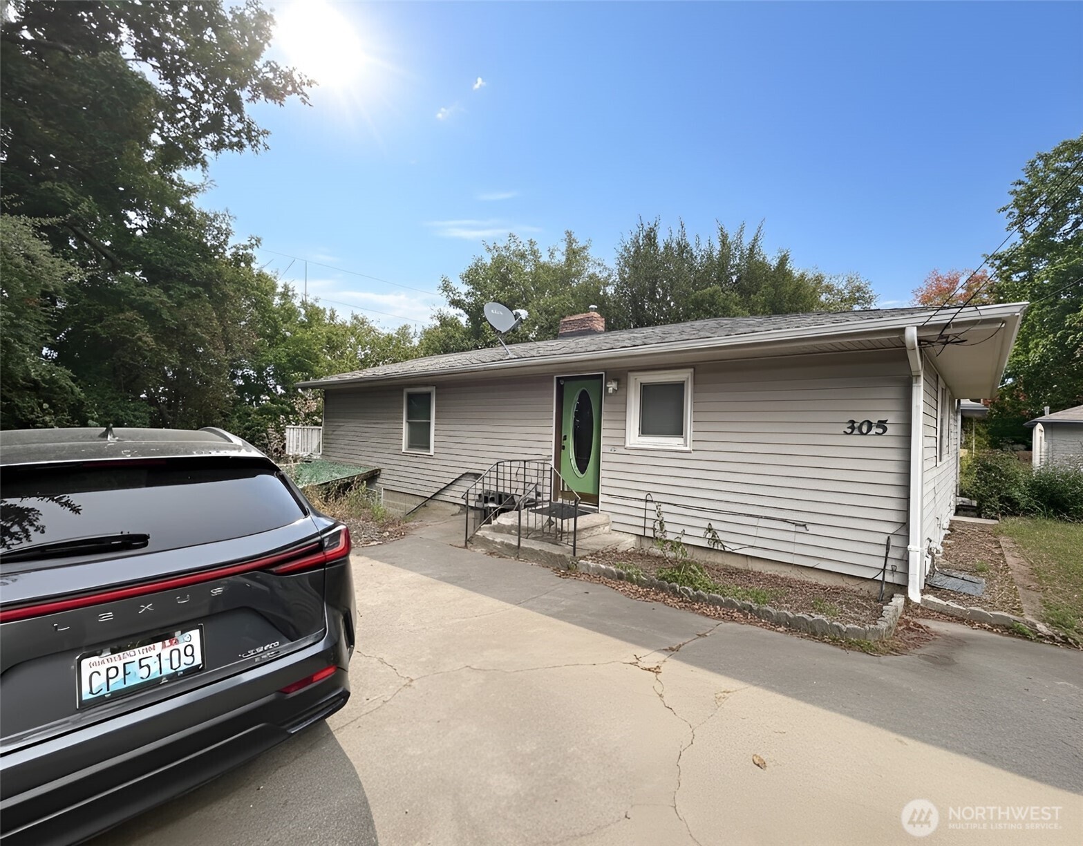 a view of a house with a patio