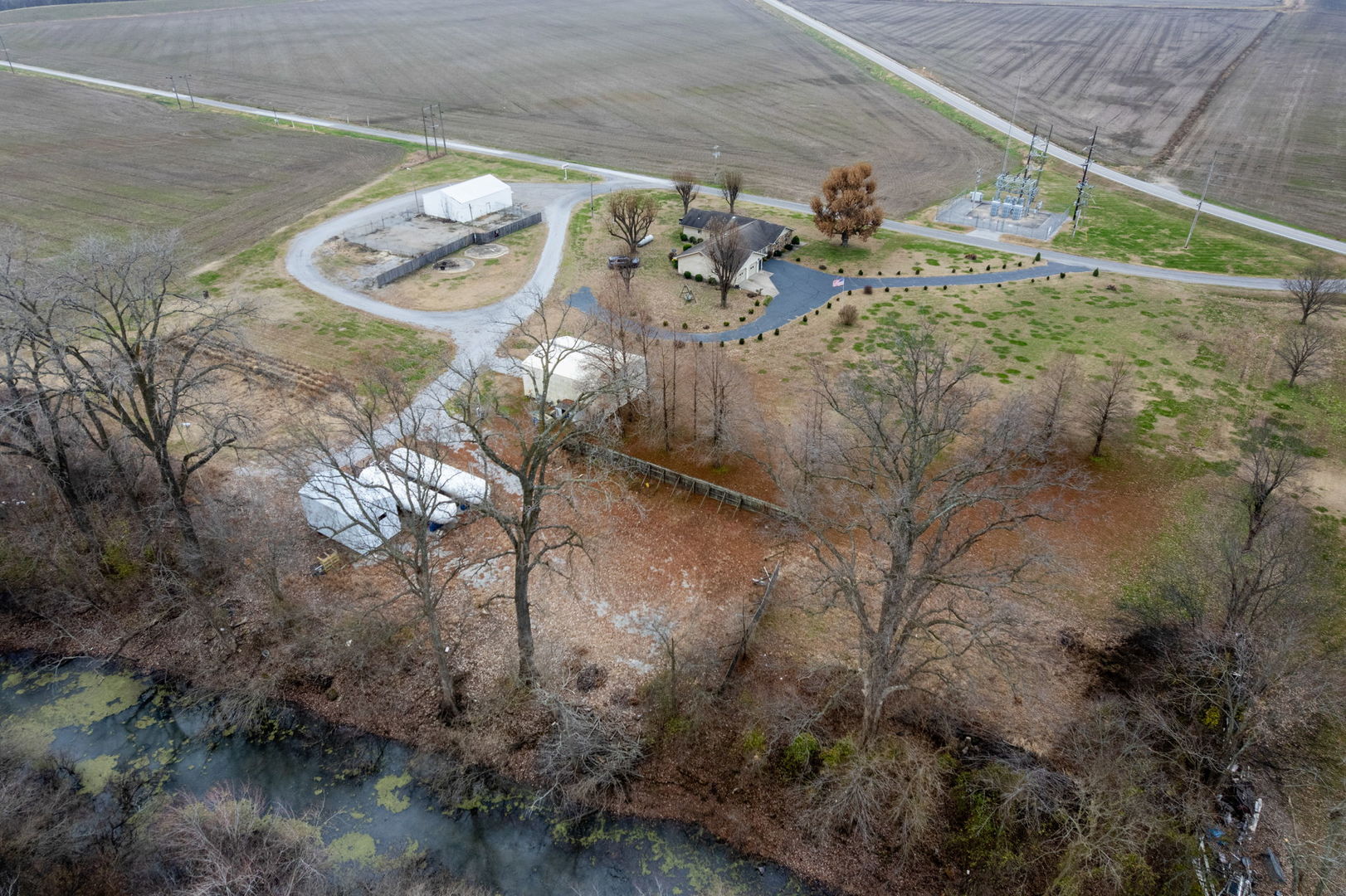 24250 Hanging Rock Road McClure, IL 62957 - Photo 11 of 29