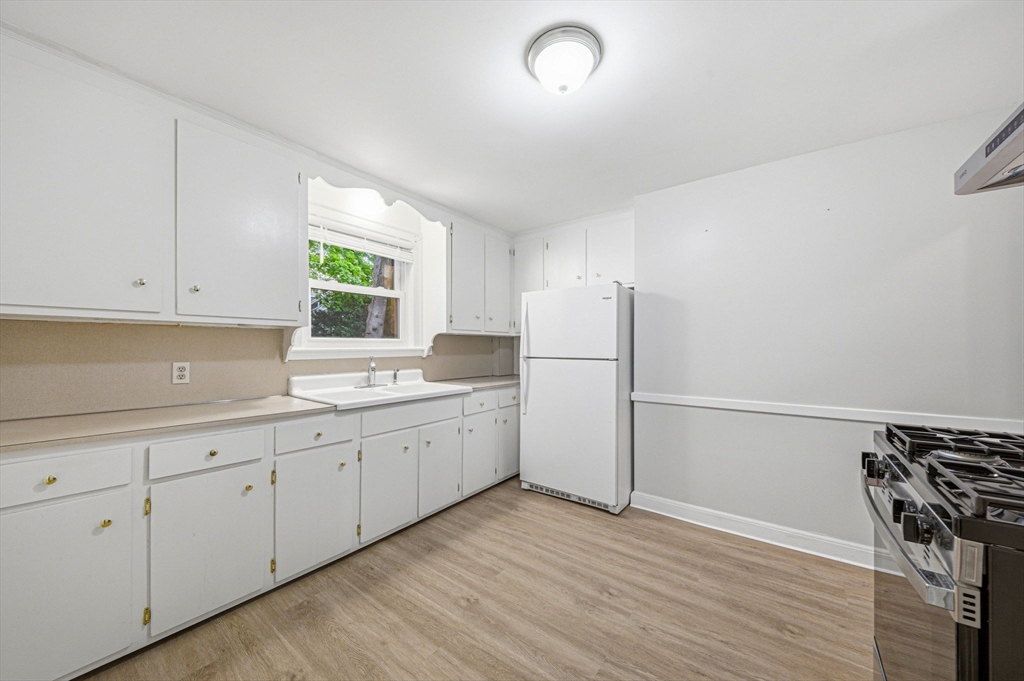 33 Harvard Street, Unit 2 Arlington, MA 02476 - Photo 24 of 41