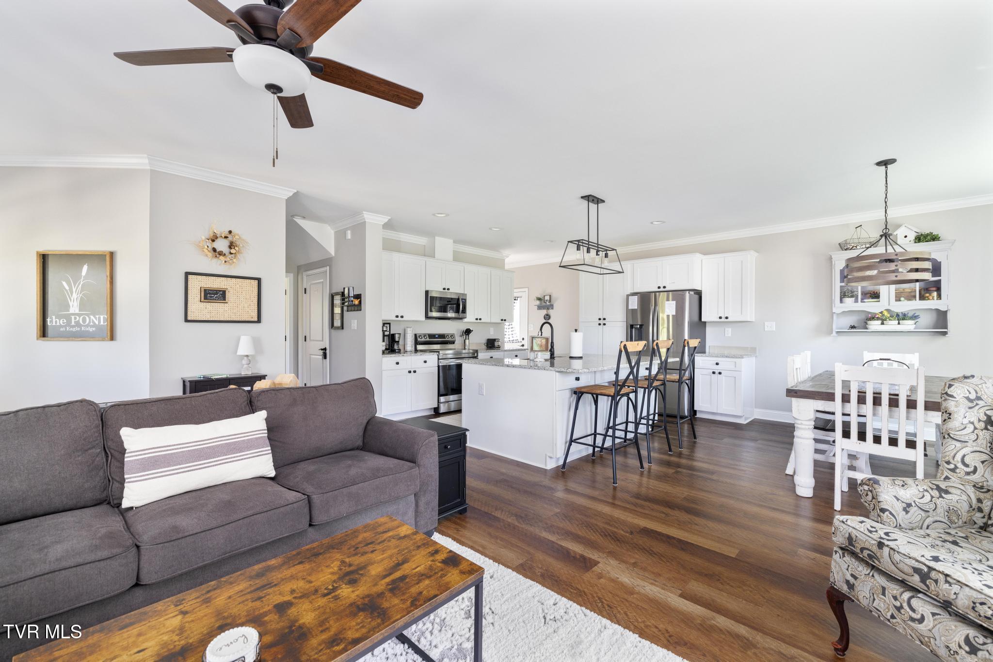 306 Silver Oak Trail Butler, TN 37640 - Photo 13 of 54 Living room into kitchen