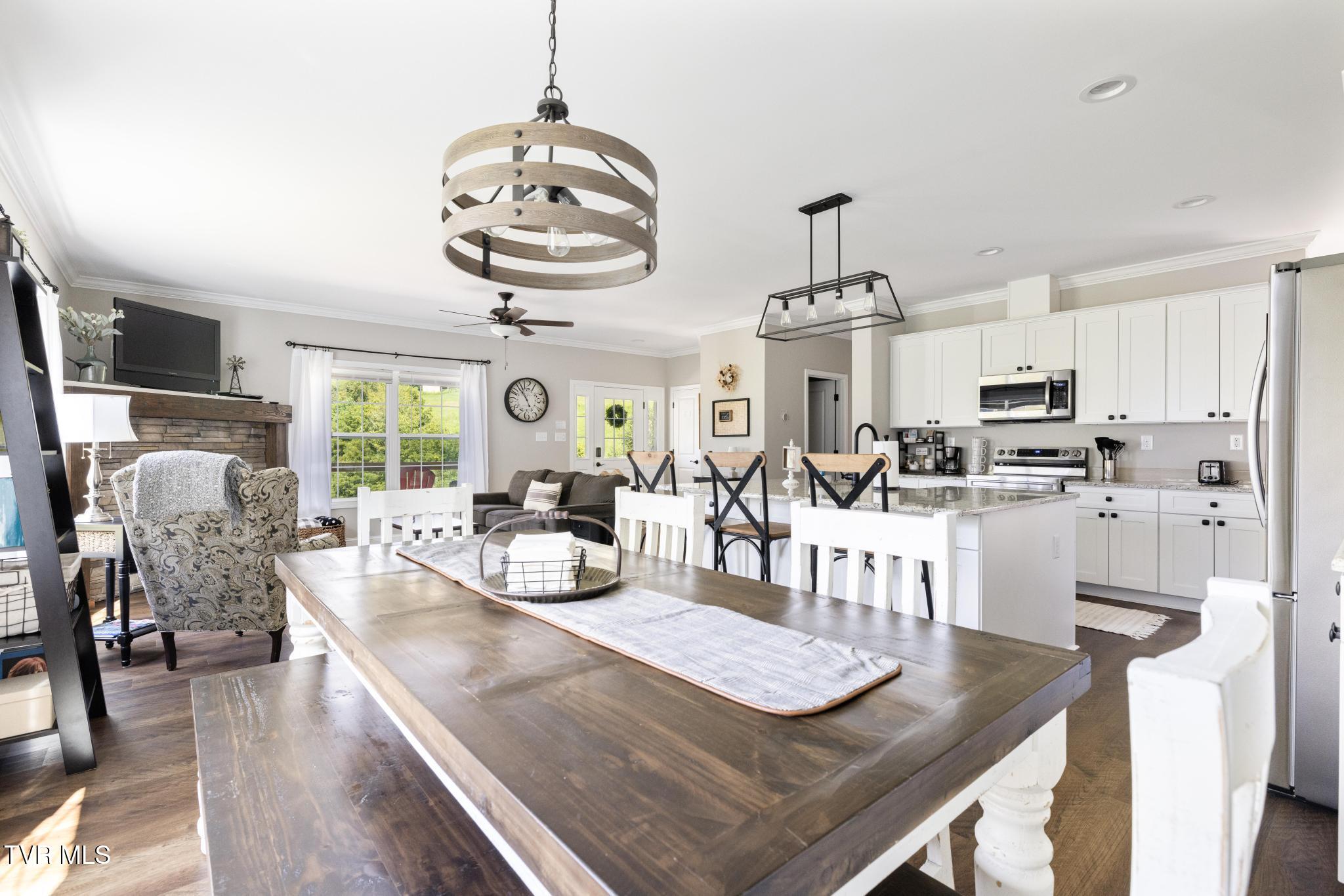 306 Silver Oak Trail Butler, TN 37640 - Photo 19 of 54 Dining into kitchen and living room