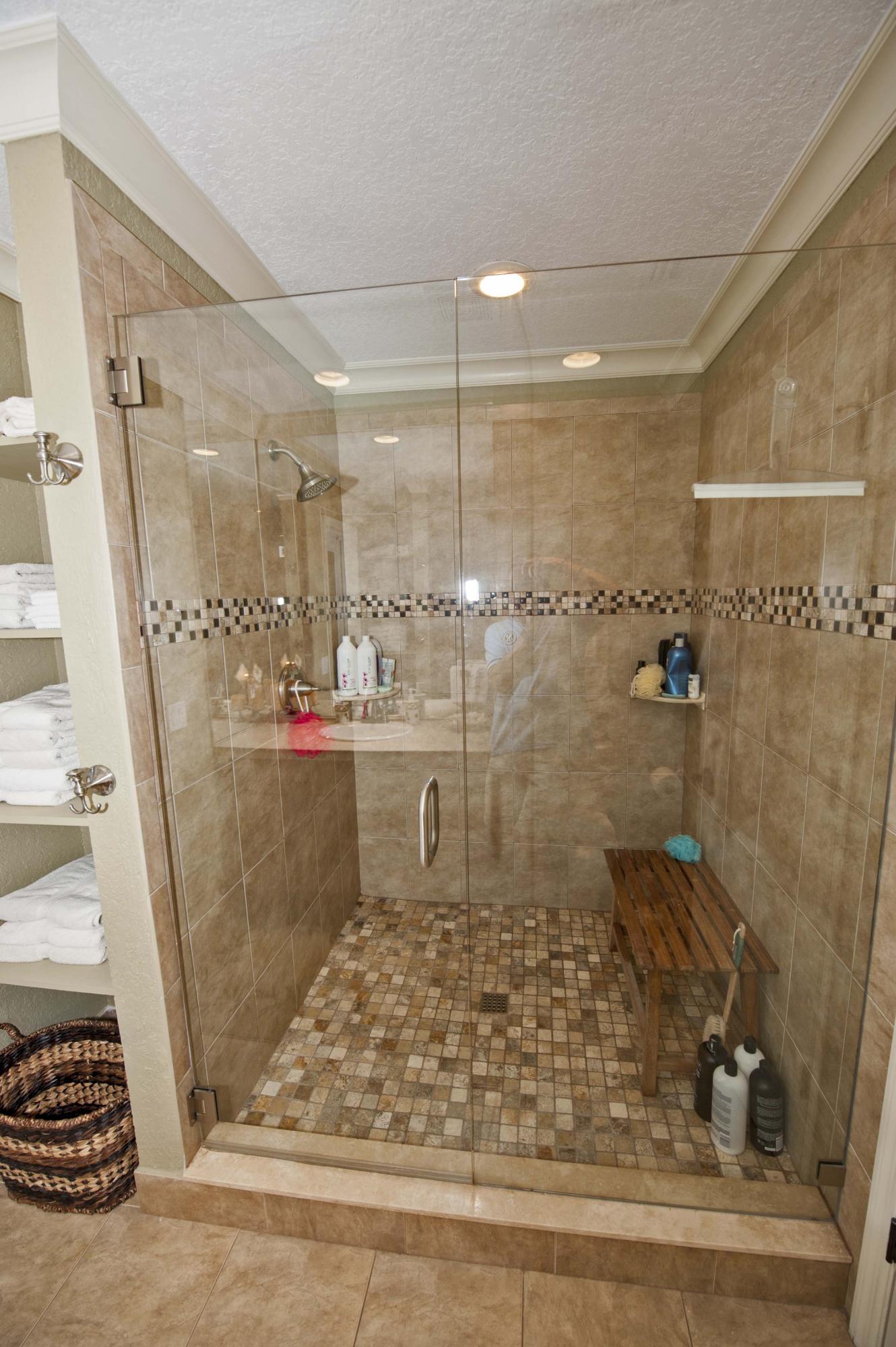 2460 Northeast 4th Court Boca Raton, FL 33431 - Photo 12 of 23 Guest Bath