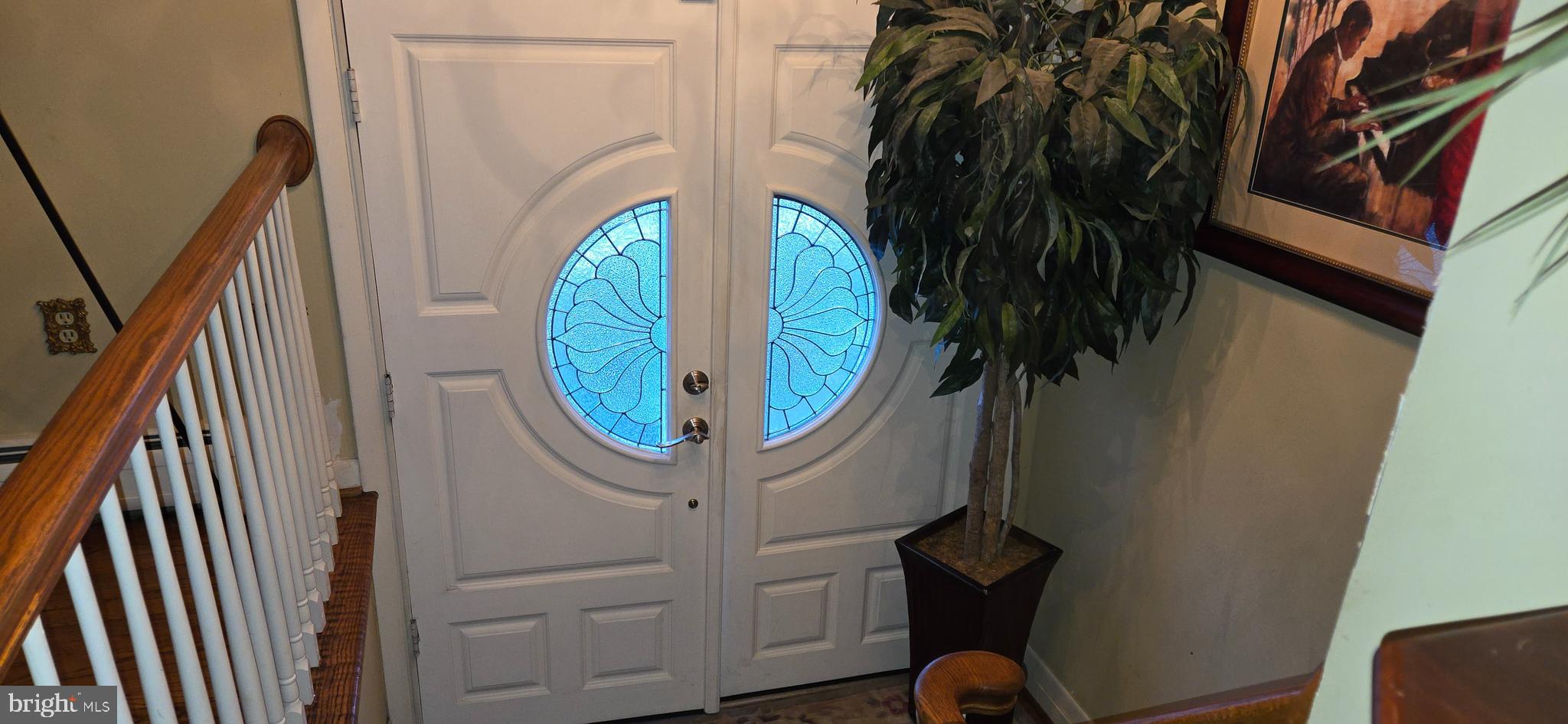 11507 Keystone Avenue Clinton, MD 20735 - Photo 3 of 33 a view of a staircase