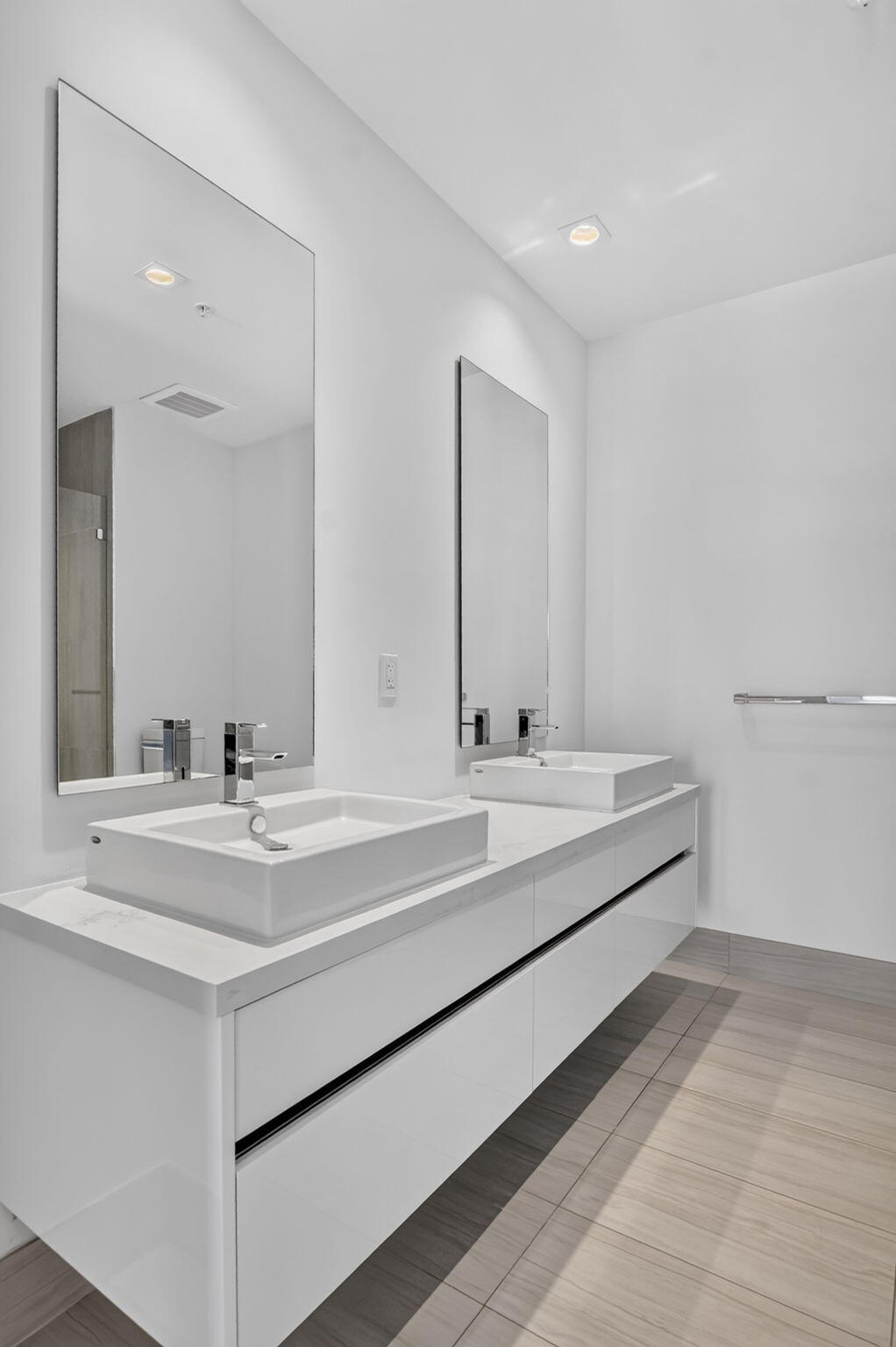 155 East Boca Raton Road, Unit 1019 Boca Raton, FL 33432 - Photo 17 of 55 17-web-or-mls-DSC_5458