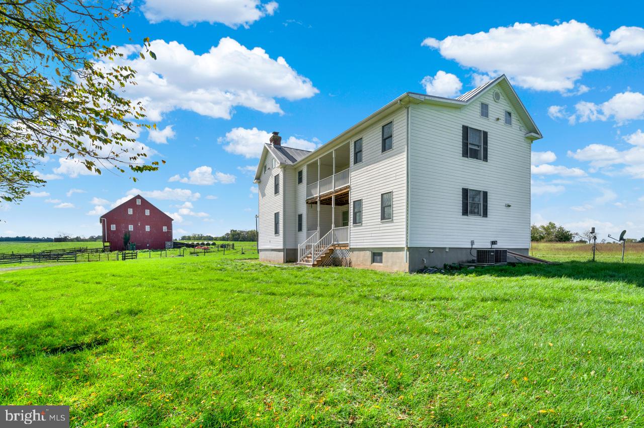 846 Pierce Road Berryville, VA 22611 - Photo 24 of 137