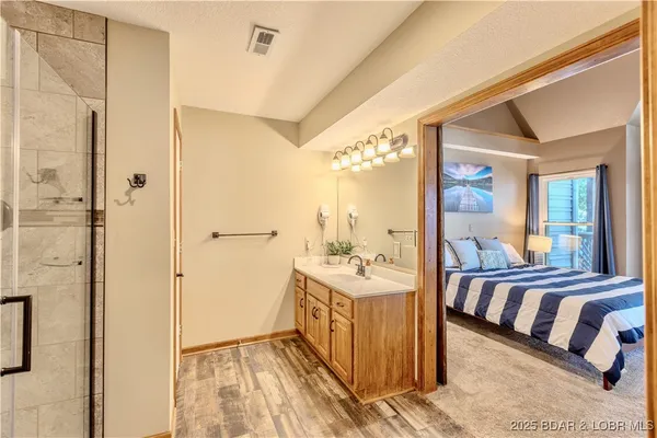 $674,900 | 699 Swaying Oak Drive, Roach, MO 65787