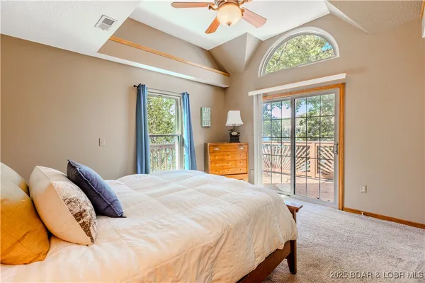 $674,900 | 699 Swaying Oak Drive, Roach, MO 65787