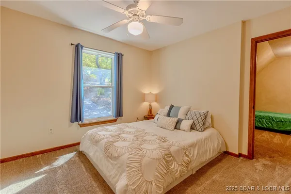 $674,900 | 699 Swaying Oak Drive, Roach, MO 65787