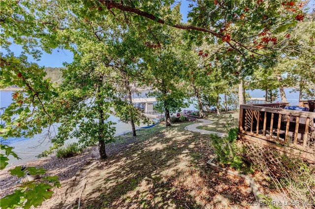 $699,900 | 699 Swaying Oak Drive, Roach, MO 65787