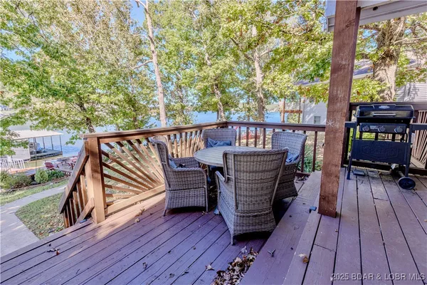 $674,900 | 699 Swaying Oak Drive, Roach, MO 65787