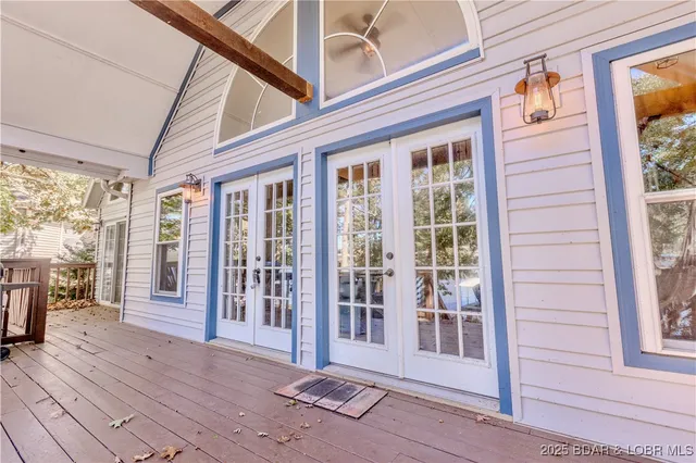 $699,900 | 699 Swaying Oak Drive, Roach, MO 65787