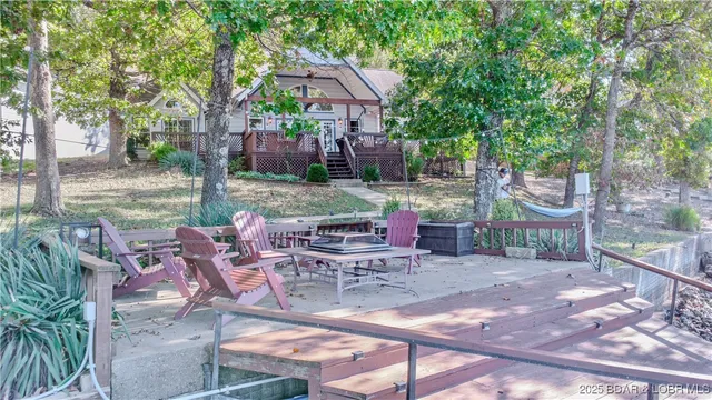 $699,900 | 699 Swaying Oak Drive, Roach, MO 65787