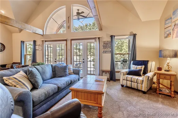 $674,900 | 699 Swaying Oak Drive, Roach, MO 65787